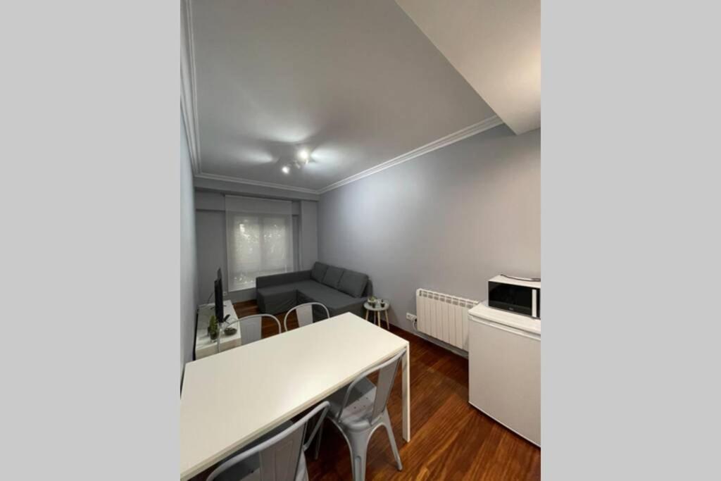 Apartamento Centrico كاسترو أورديالس المظهر الخارجي الصورة